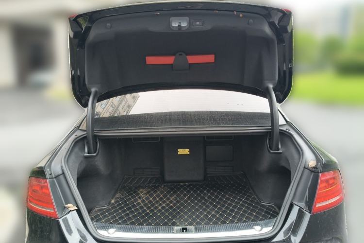 Used Audi A8 2012 A8L 50 TFSI quattro Luxury Model Trunk