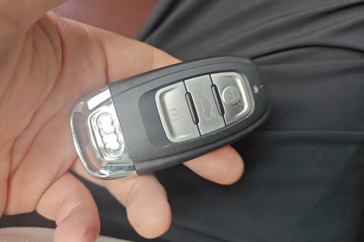 Used Audi A8 2012 A8L 50 TFSI quattro Luxury Model Vehicle Key