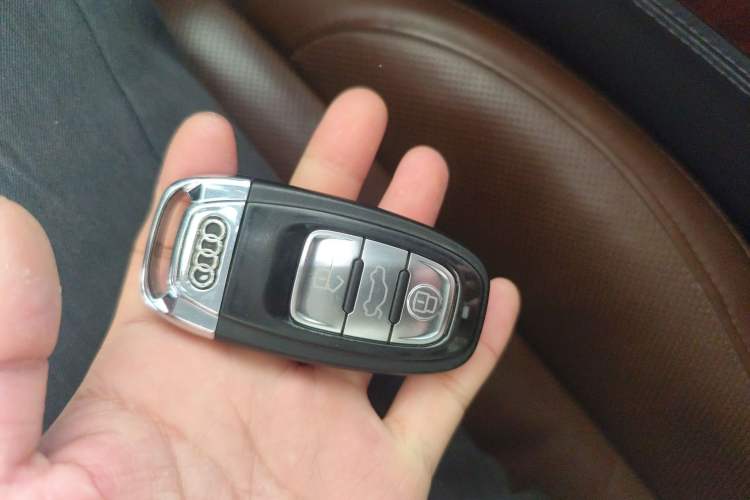 Used Audi A8 2012 A8L 50 TFSI quattro Prestige Edition Vehicle Key