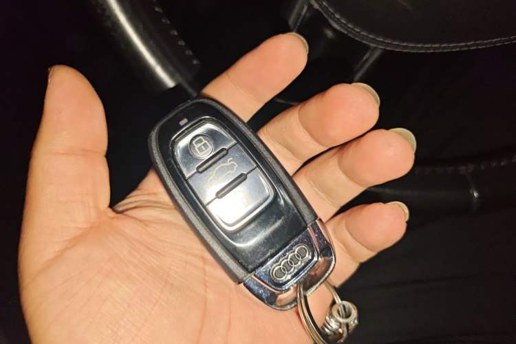 Used Audi A8 2012 A8L 45 TFSI quattro Luxury Model Vehicle Key