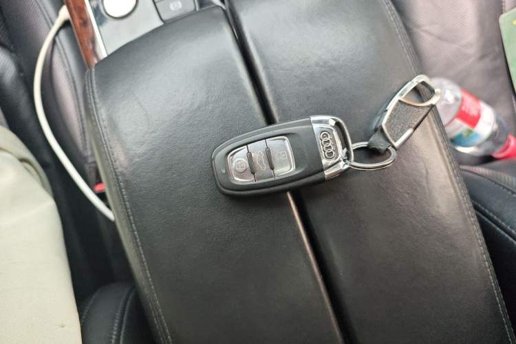 Used Audi A8 2012 A8L 45 TFSI quattro Luxury Model Vehicle Key