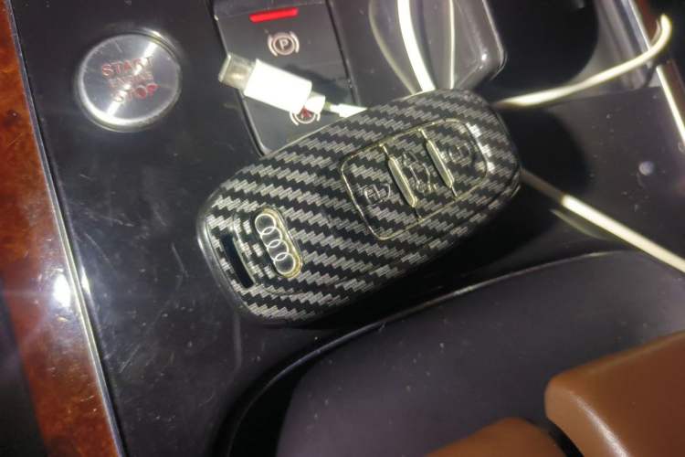 Used Audi A8 2012 A8L 45 TFSI quattro Luxury Model Vehicle Key