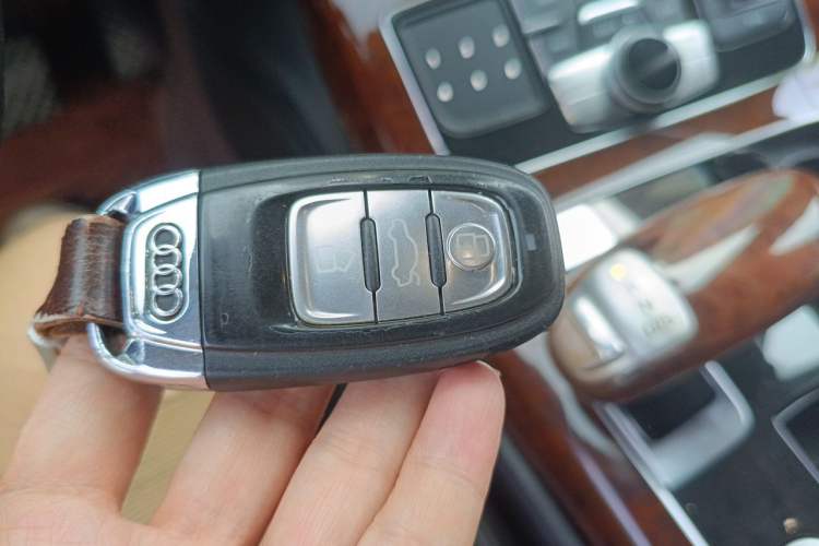 Used Audi A8 2012 A8L 50 TFSI quattro Prestige Edition Vehicle Key