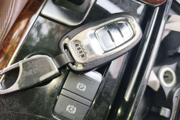 Used Audi A8 2012 A8L 50 TFSI quattro Prestige Edition Vehicle Key