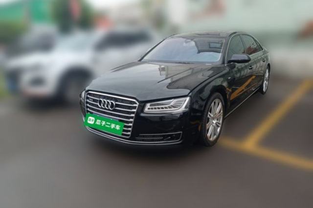 Ojetý Audi A8 Audi A8L, 6.3-liter engine, four seats