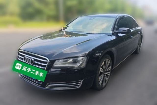 Audi A8 2013 A8L 45 TFSI quattro Luxury Model مستعملة