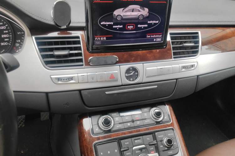 Used Audi A8 2013 A8L 45 TFSI quattro Comfort model Audio And AC Panel