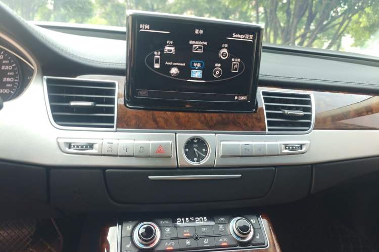Used Audi A8 2013 A8L 45 TFSI quattro Comfort model Audio And AC Panel