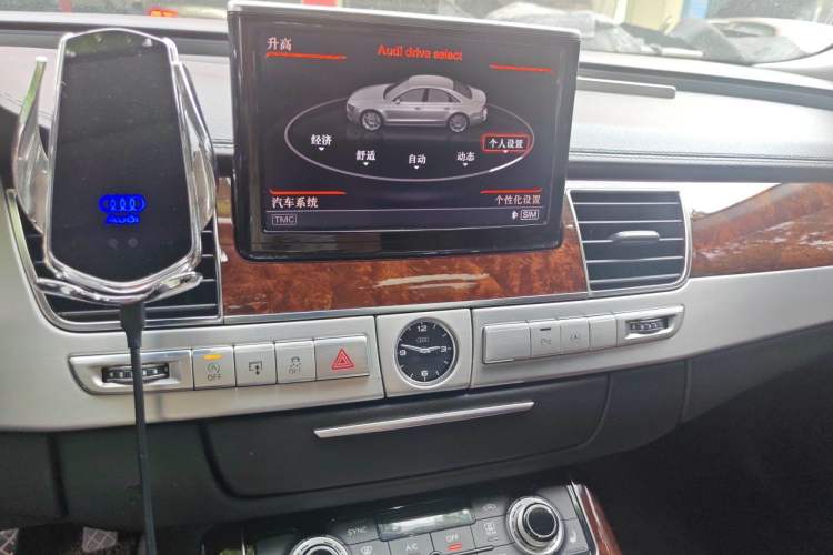 Used Audi A8 2013 A8L 45 TFSI quattro Comfort model Audio And AC Panel