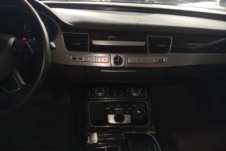 Used Audi A8 2013 A8L 45 TFSI quattro Luxury Model Audio And AC Panel