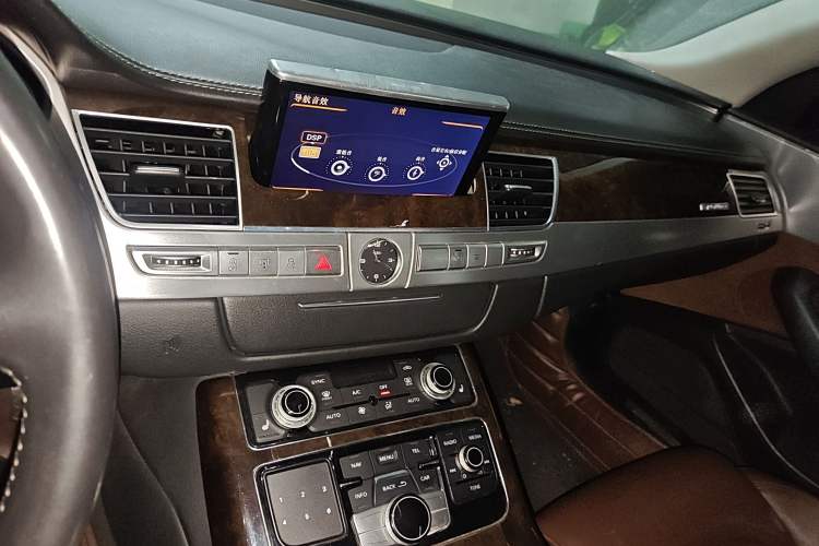 Used Audi A8 2013 A8L 50 TFSI quattro Comfort model Audio And AC Panel
