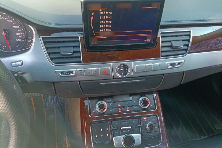 Used Audi A8 2013 A8L 45 TFSI quattro Comfort model Audio And AC Panel
