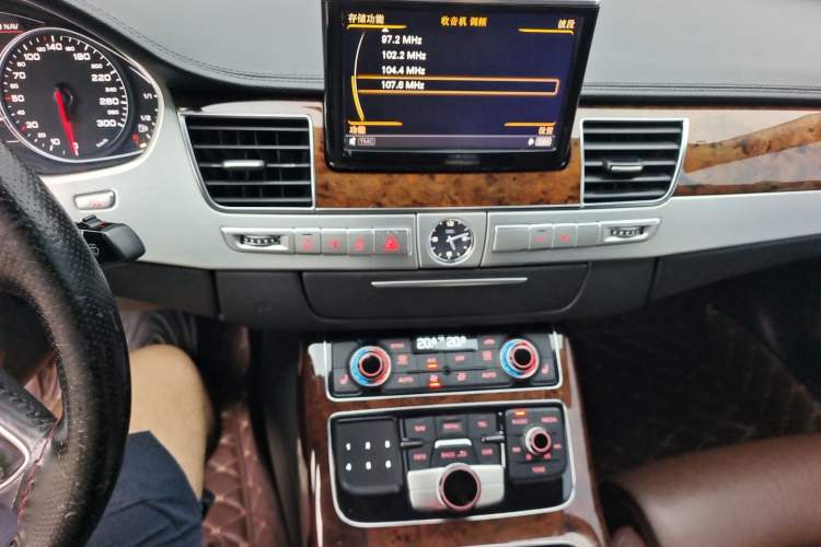 Used Audi A8 2013 A8L 45 TFSI quattro Comfort model Audio And AC Panel
