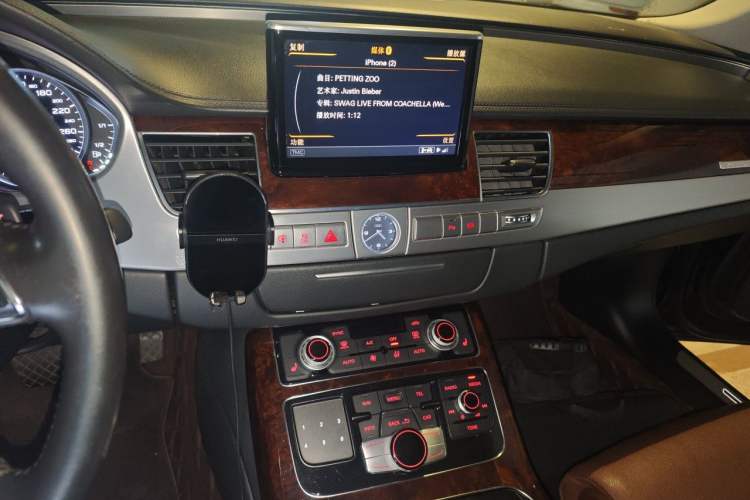 Used Audi A8 2013 A8L 45 TFSI quattro Comfort model Audio And AC Panel