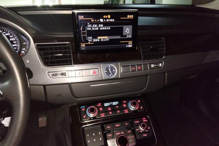 Used Audi A8 2013 A8L 50 TFSI quattro Luxury Model Audio And AC Panel