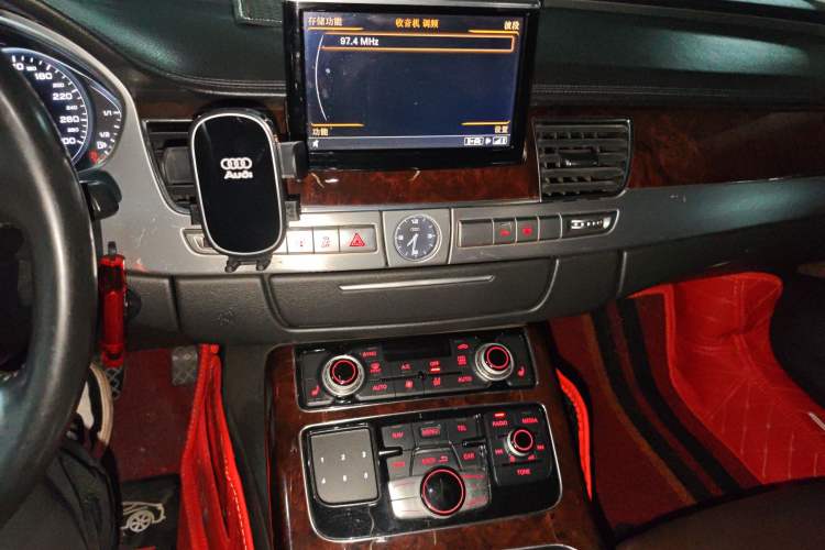 Used Audi A8 2013 A8L 45 TFSI quattro Comfort model Audio And AC Panel