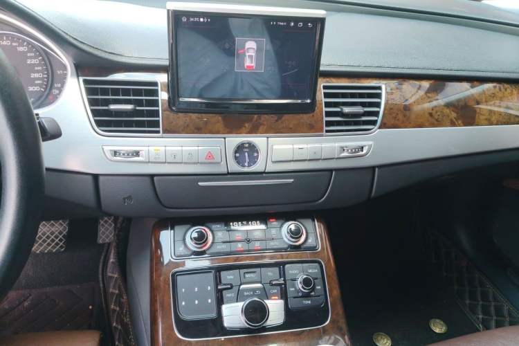 Used Audi A8 2013 A8L 45 TFSI quattro Comfort model Audio And AC Panel