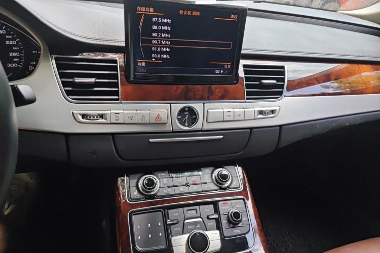 Used Audi A8 2013 A8L 45 TFSI quattro Comfort model Audio And AC Panel