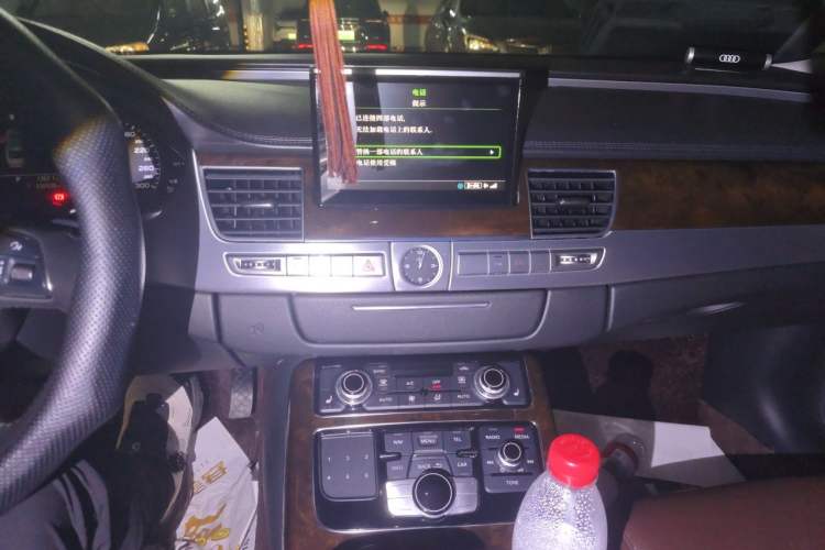 Used Audi A8 2013 A8L 45 TFSI quattro Comfort model Audio And AC Panel