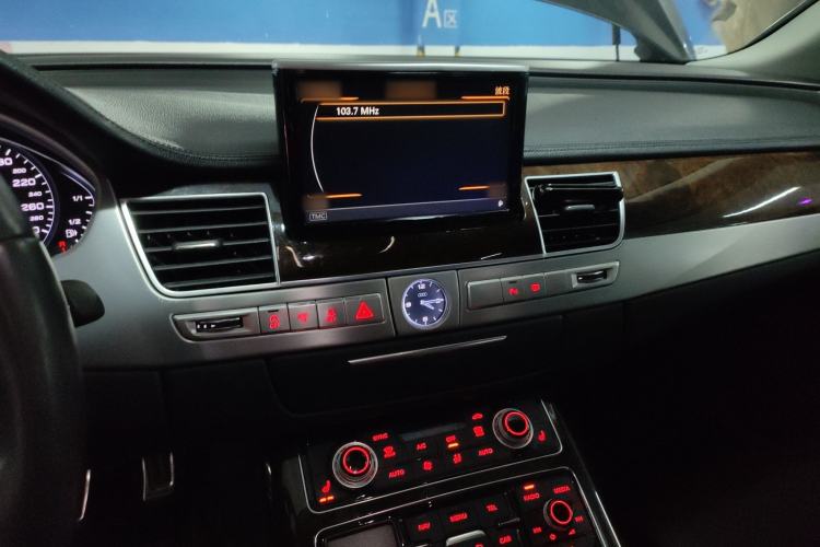 Used Audi A8 2013 A8L 45 TFSI quattro Comfort model Audio And AC Panel