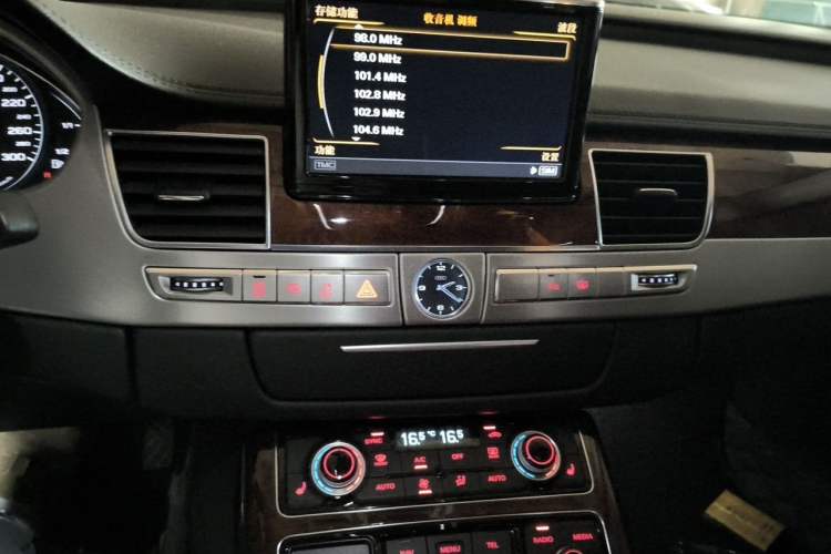 Used Audi A8 2013 A8L 45 TFSI quattro Comfort model Audio And AC Panel