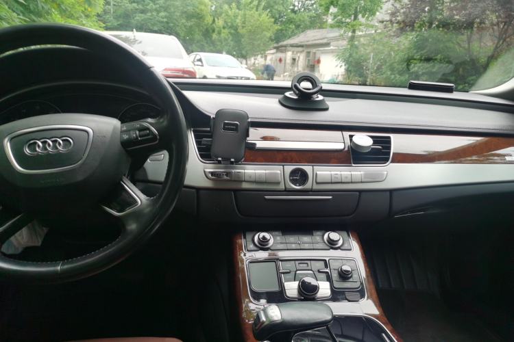 Used Audi A8 2013 A8L 45 TFSI quattro Comfort model Center Console