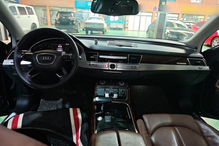 Used Audi A8 2013 A8L 45 TFSI quattro Comfort model Center Console