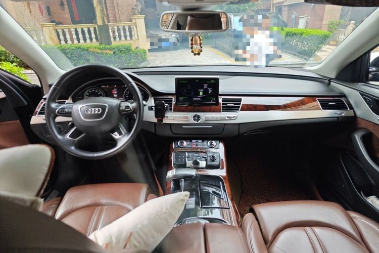 Used Audi A8 2013 A8L 40 hybrid Center Console