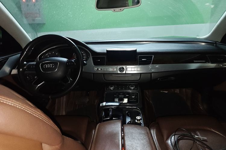 Used Audi A8 2013 A8L 50 TFSI quattro Comfort model Center Console