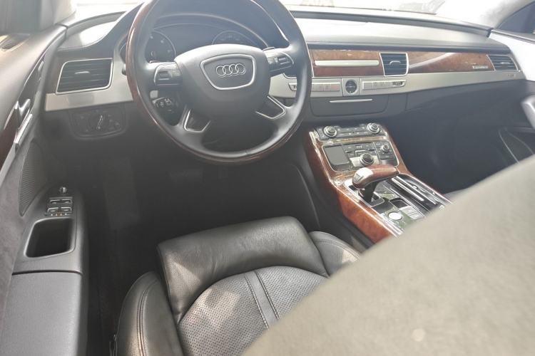 Used Audi A8 2013 A8L 45 TFSI quattro Comfort model Center Console