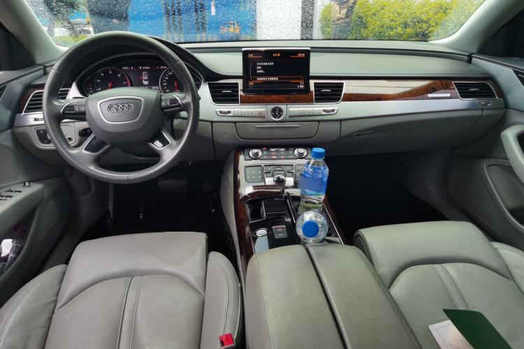 Used Audi A8 2013 A8L 45 TFSI quattro Comfort model Center Console