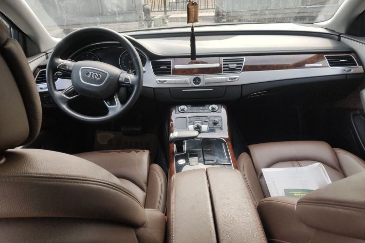 Used Audi A8 2013 A8L 45 TFSI quattro Comfort model Center Console