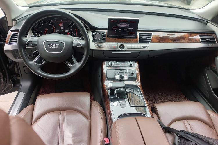 Used Audi A8 2013 A8L 30 FSI Comfort Model Center Console