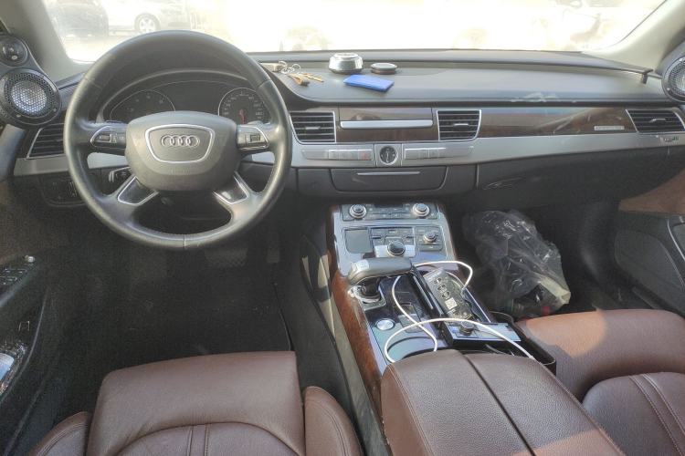 Used Audi A8 2013 A8L 45 TFSI quattro Comfort model Center Console