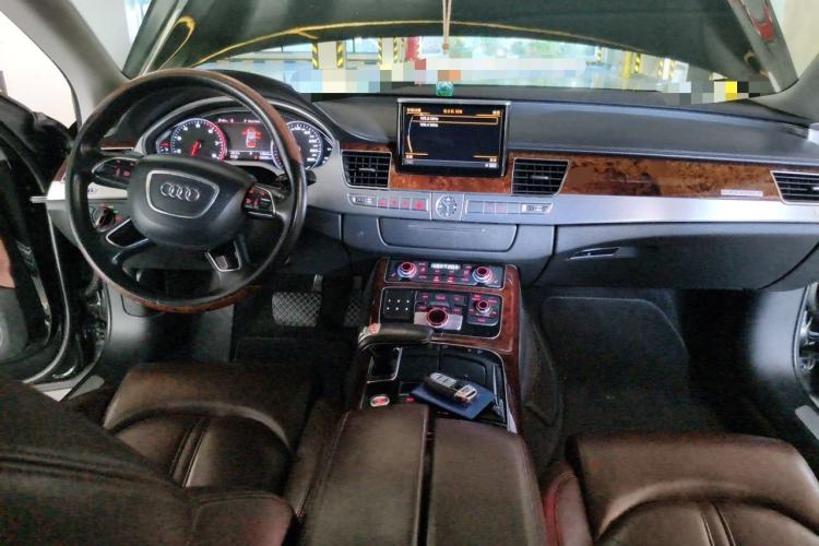Used Audi A8 2013 A8L 55 TFSI quattro Luxury Model Center Console