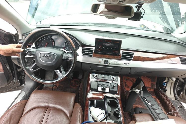 Used Audi A8 2013 A8L 50 TFSI quattro Prestige Edition Center Console