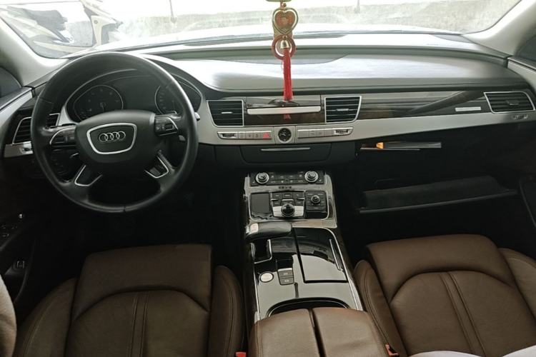 Used Audi A8 2013 A8L 45 TFSI quattro Comfort model Center Console