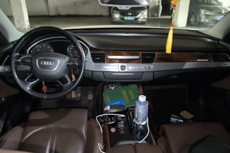 Used Audi A8 2013 A8L 45 TFSI quattro Comfort model Center Console