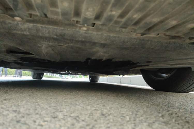 Used Audi A8 2013 A8L 45 TFSI quattro Comfort model Chassis Front