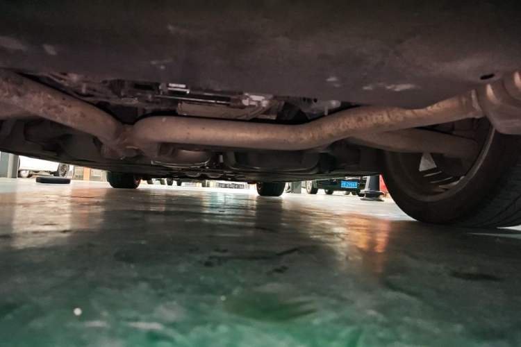 Used Audi A8 2013 A8L 45 TFSI quattro Comfort model Chassis Front