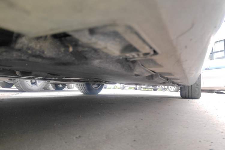 Used Audi A8 2013 A8L 45 TFSI quattro Comfort model Chassis Front Left