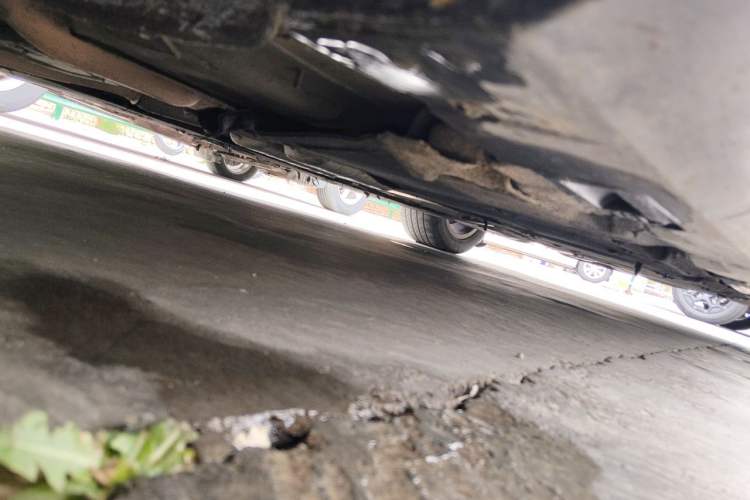 Used Audi A8 2013 A8L 30 FSI Comfort Model Chassis Front Left