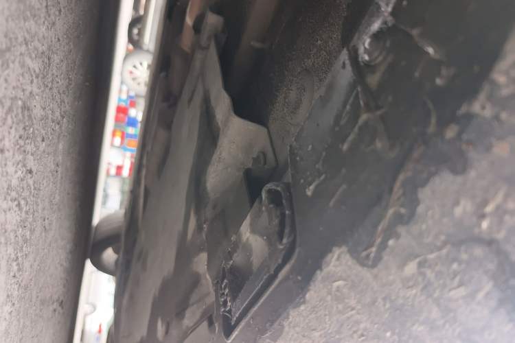 Used Audi A8 2013 A8L 45 TFSI quattro Comfort model Chassis Front Left