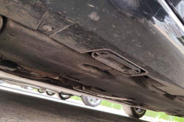 Used Audi A8 2013 A8L 30 FSI Comfort Model Chassis Front Left