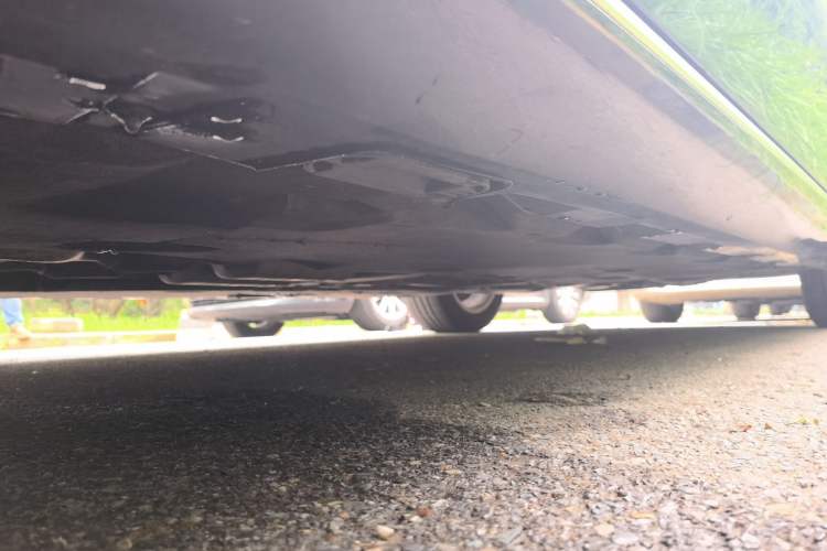 Used Audi A8 2013 A8L 45 TFSI quattro Comfort model Chassis Front Left