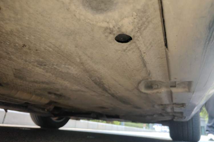 Used Audi A8 2013 A8L 45 TFSI quattro Comfort model Chassis Front Right
