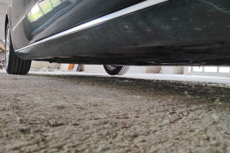 Used Audi A8 2013 A8L 30 FSI Comfort Model Chassis Front Right