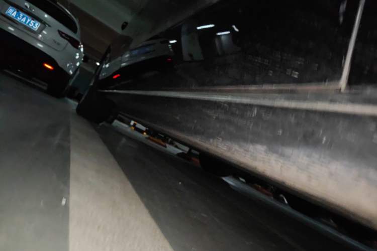 Used Audi A8 2013 A8L 45 TFSI quattro Comfort model Chassis Front Right