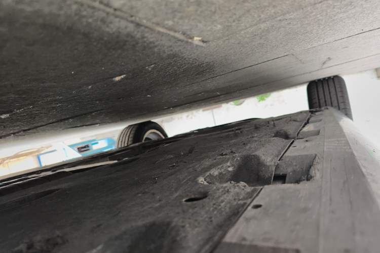 Used Audi A8 2013 A8L 45 TFSI quattro Comfort model Chassis Front Right