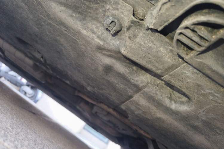 Used Audi A8 2013 A8L 50 TFSI quattro Luxury Model Chassis Front Right